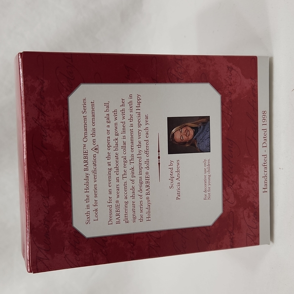 Hallmark Holiday Barbie Ornament's 1998 - Picture 3 of 6